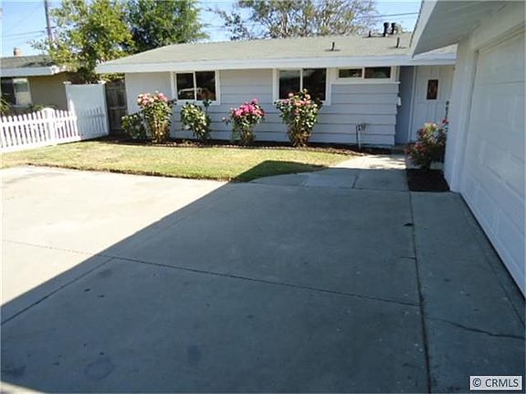 2nd image of 10052 Flanner Ave