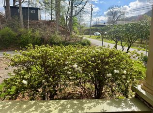 64 Landmark Dr, Sylva, NC 28779