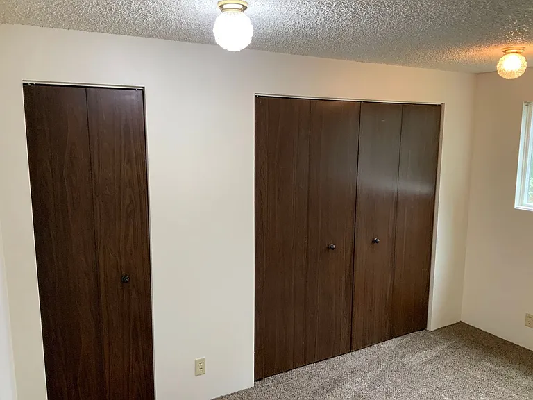 2145 Hawkins Ln — Photo 20