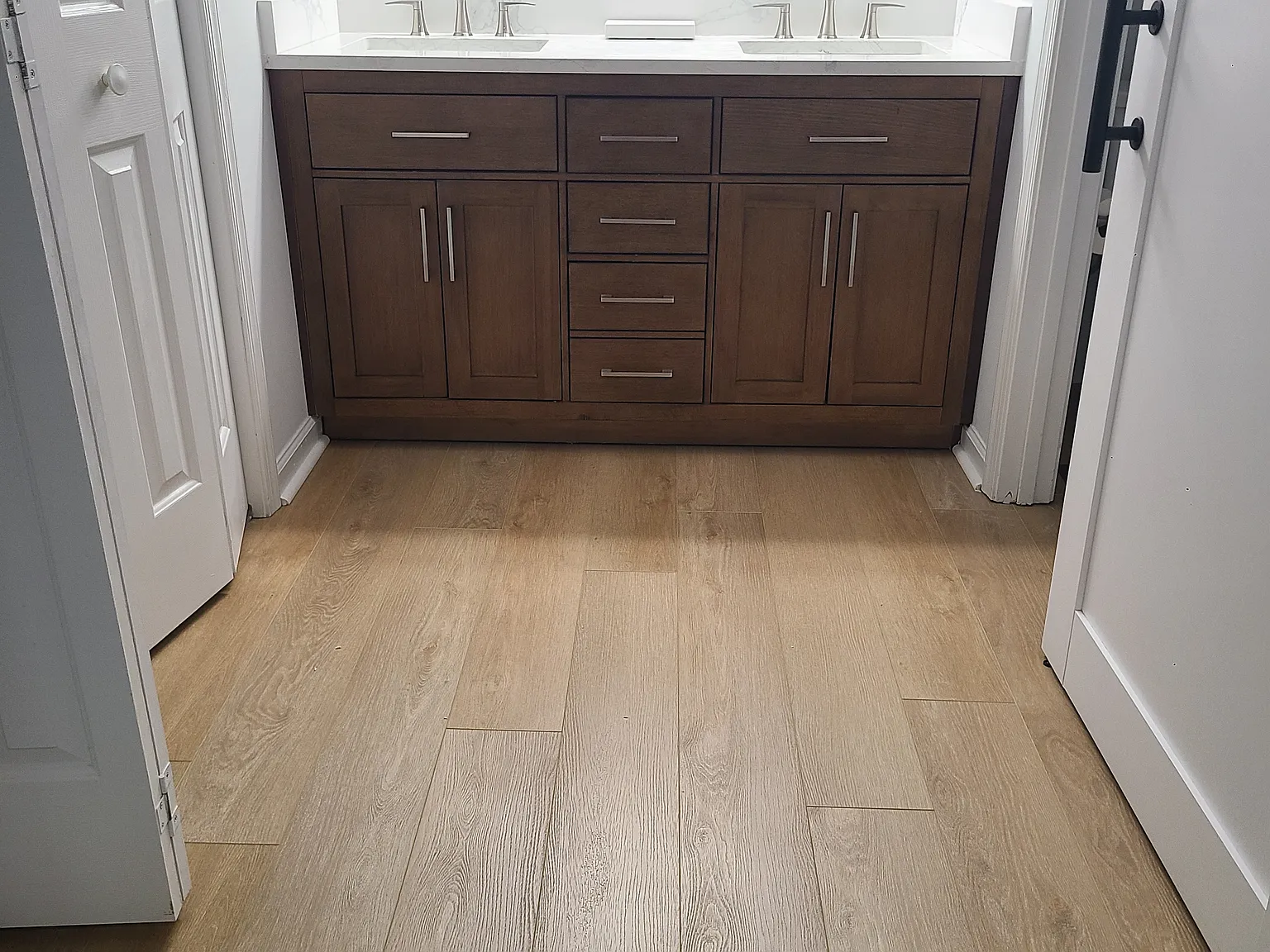 2 bed, 1008 sqft, $2,000 — Photo 2