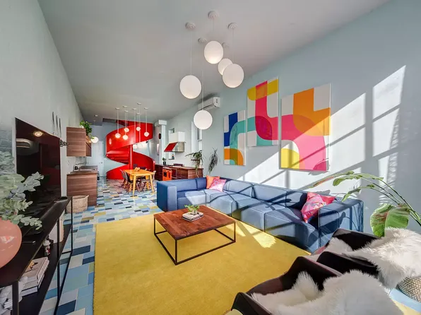 290 Bleecker Street image 5 of 29