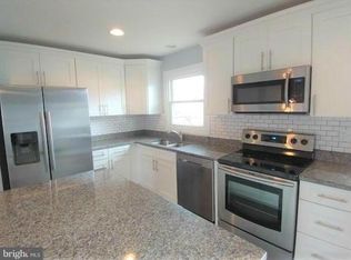 2521 Symphony Ln, Gambrills, MD 21054