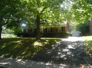 2492 Southview Dr, Lexington, KY 40503