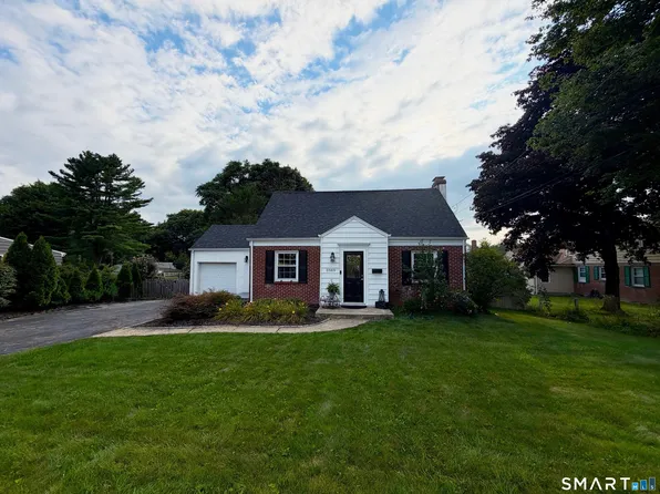 5969 Main Street, Trumbull, CT 06611