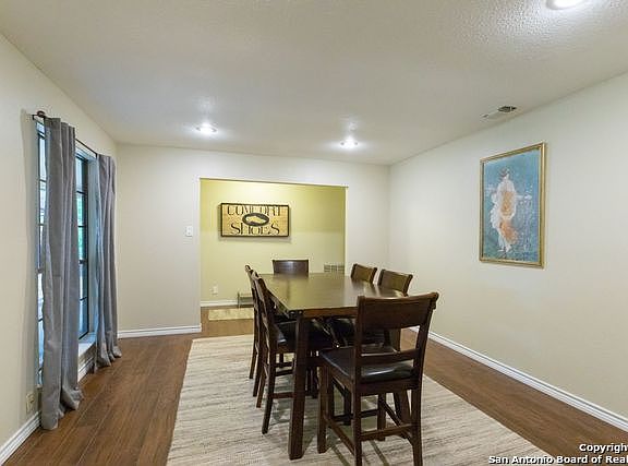 4th image of 2826 Barrel Oak St