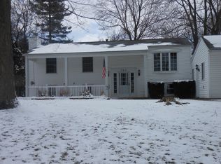 763 High St SE, Canal Fulton, OH 44614