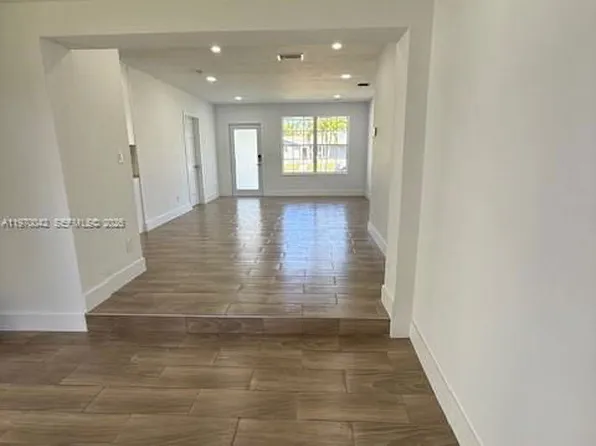 17860 SW 112th Ct, Miami, FL 33157