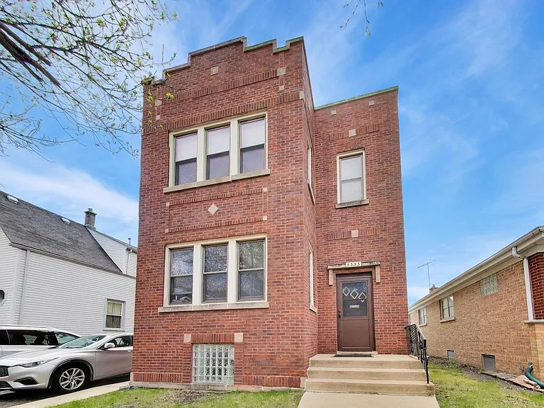 5333 W Foster Ave #1 — Photo 6