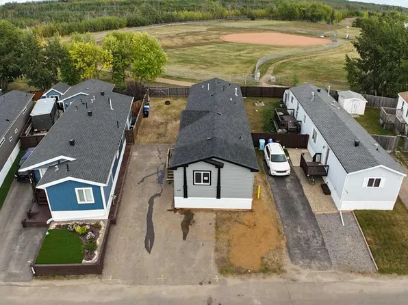 252 W Gregoire Cres, Fort McMurray, AB T9H 2L4