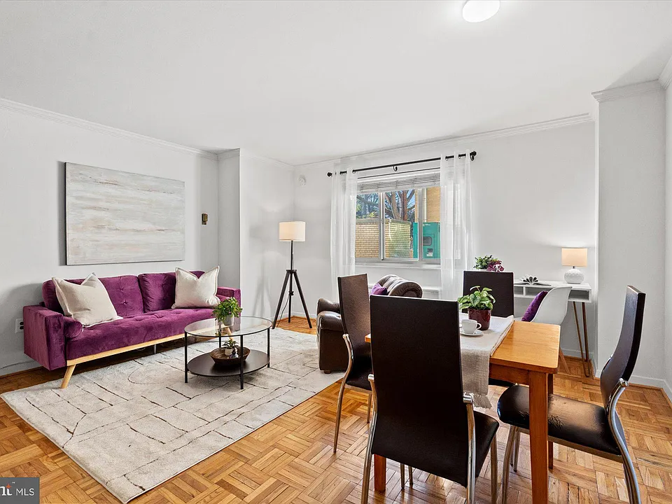 4600 Connecticut Ave NW #215