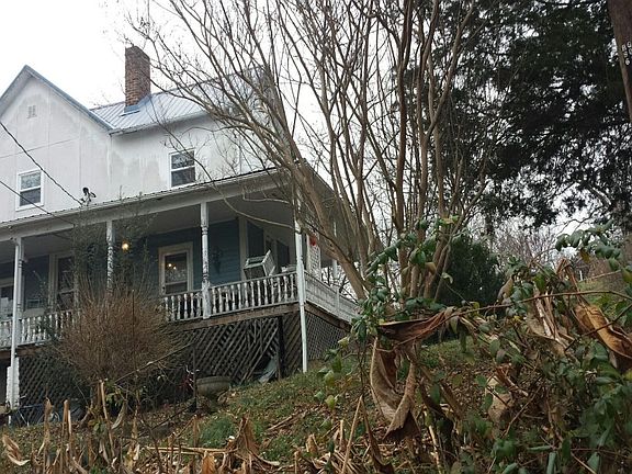2nd image of 103 S Highland Ave