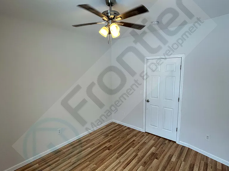 729 Monteagle St #1 — Photo 5