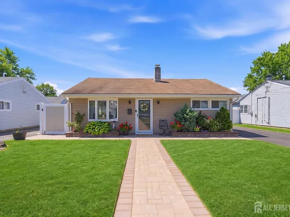 219 Austin Ave, Old Bridge, NJ 08857