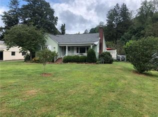 549 Main St, Imperial, PA 15126