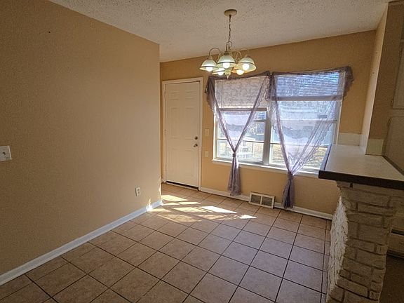 5th image of 2824 SW 62nd St