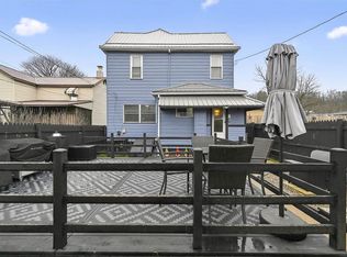 704 Center Ln, Manorville, PA 16238