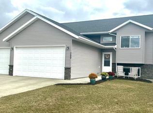 700 Abbey Ave, Surrey, ND 58785