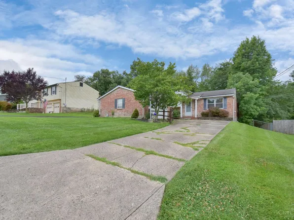 3827 Quadrant Dr, North Bend, OH 45052