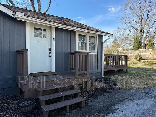 607 Franklin St Photo 1