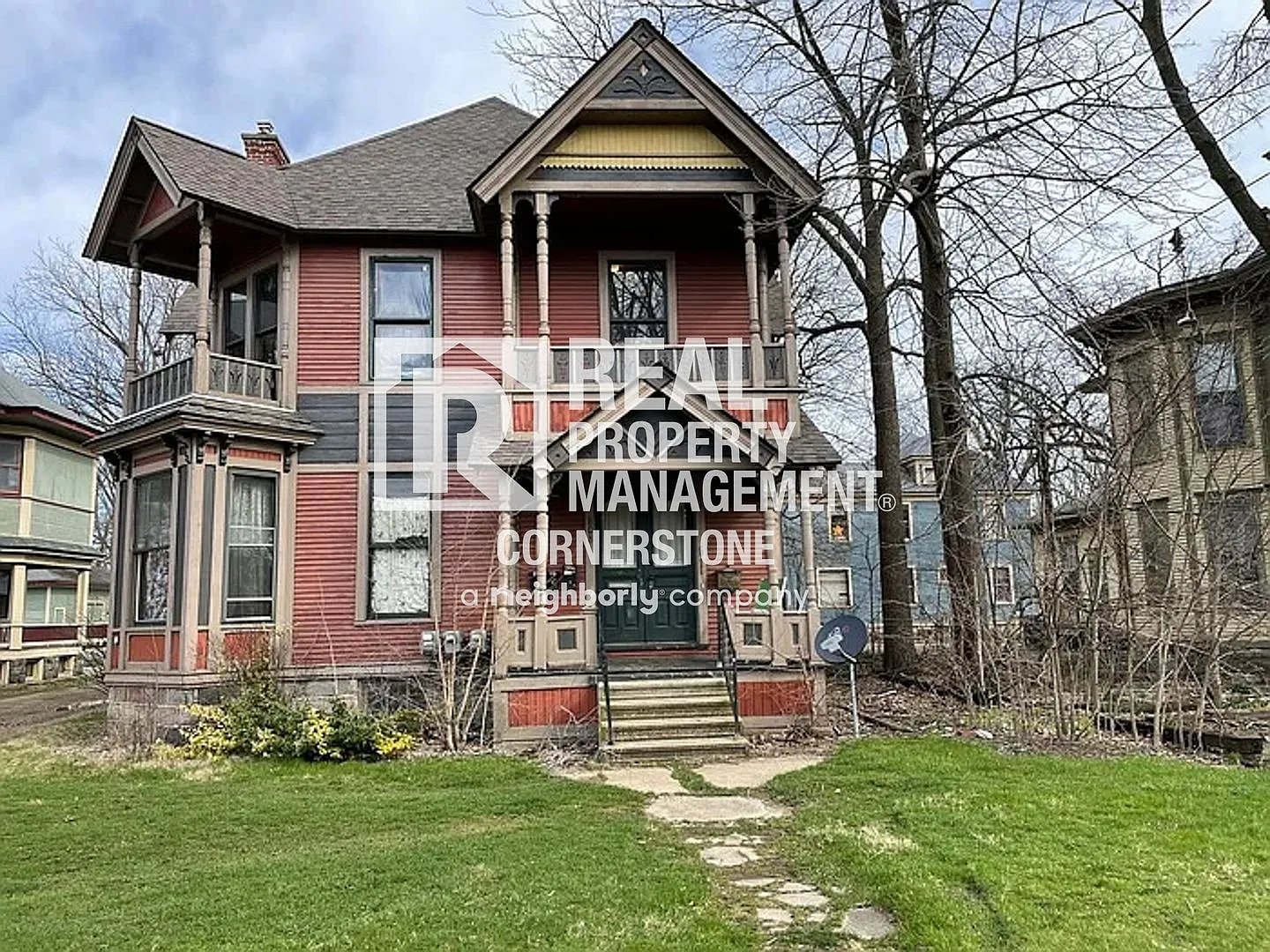 808 W Kalamazoo Ave — Photo 4