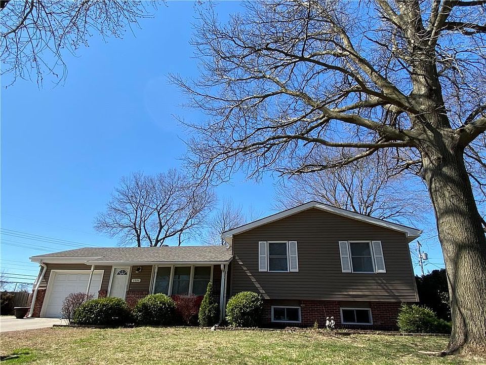 1st image of 2304 Glenn Dr