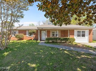 17 Walnut Drive, Jacksonville, NC 28546