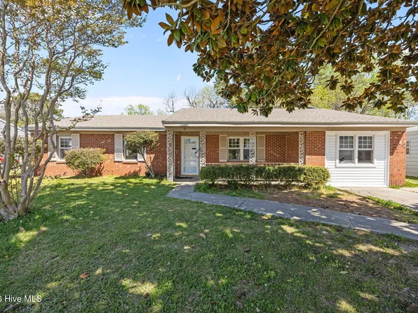 17 Walnut Drive, Jacksonville, NC 28546