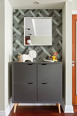 Sold by Compass | media 25