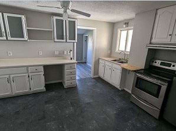 8210 E 6th St APT 2