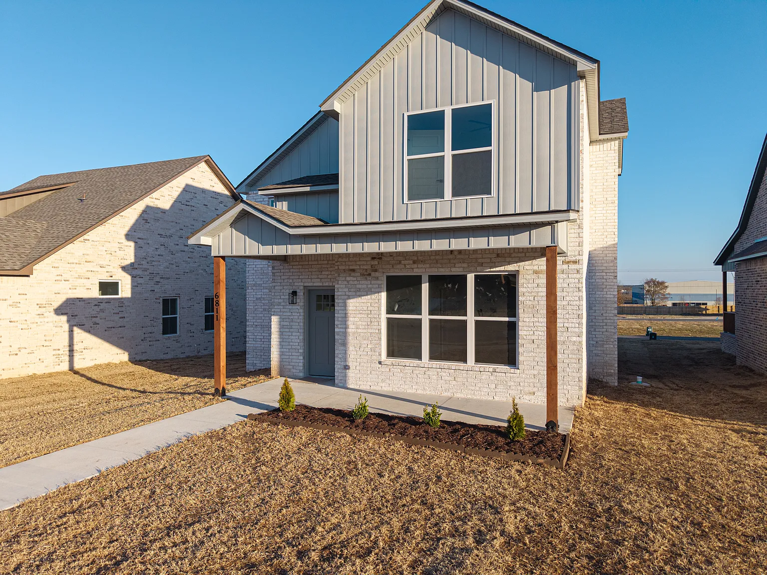 3 bed, 2.5 bath, 1700 sqft, $2,200 — Photo 4