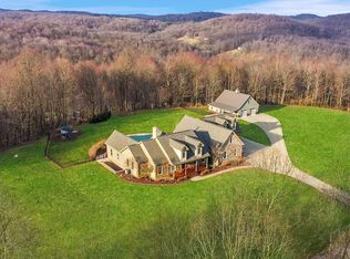 249 Shaw Ct, New Alexandria, PA 15670