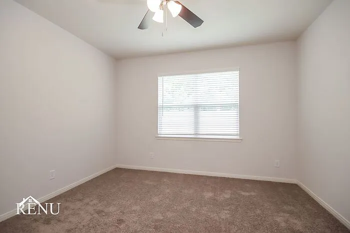 10482 Sweetwater Creek Dr — Photo 16