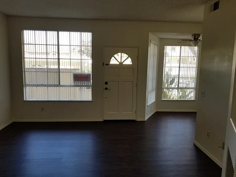 205 Alicante Aisle — Photo 18