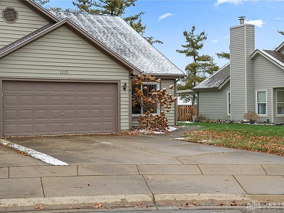2nd image of 1221 Audene Ct