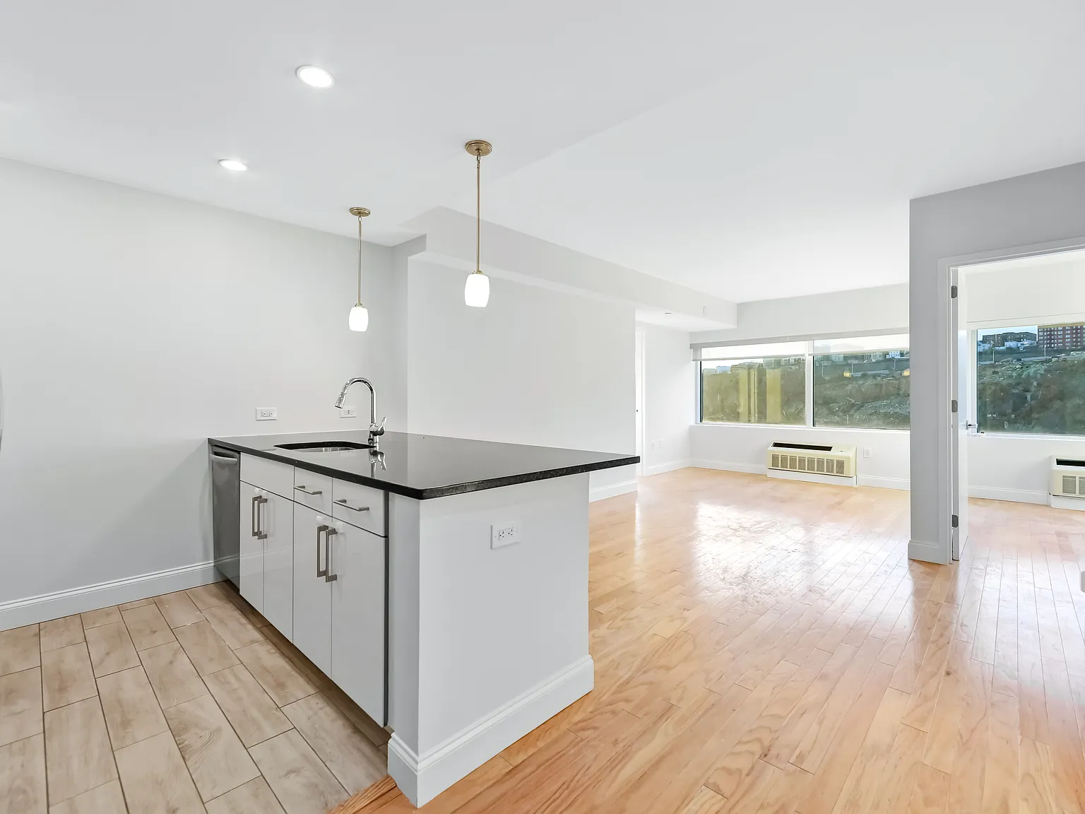 1 bed, 750 sqft, $3,100 — Photo 4
