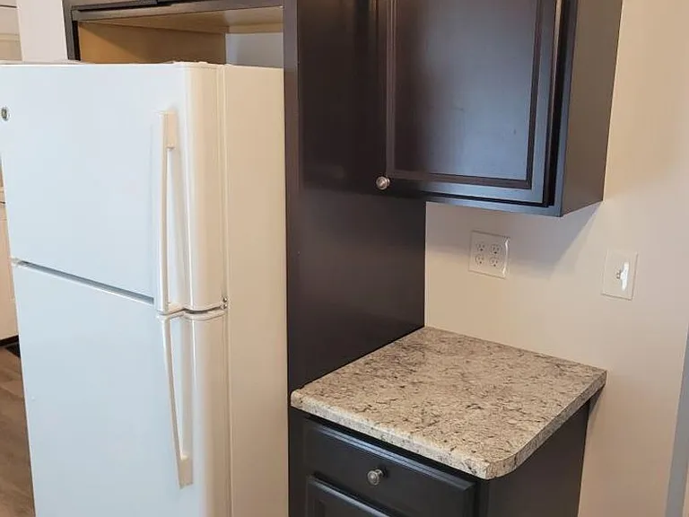 1419 16th Ave — Photo 3