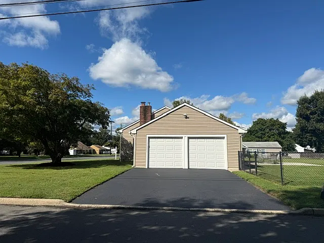 2 bed, 1200 sqft, $2,900 — Photo 2