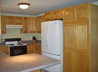 218 Pearl St, Rutland, VT 05701