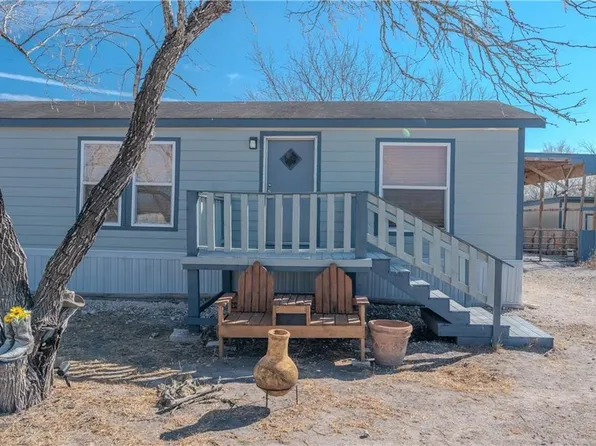 122 County Road 3052, Orange Grove, TX 78372