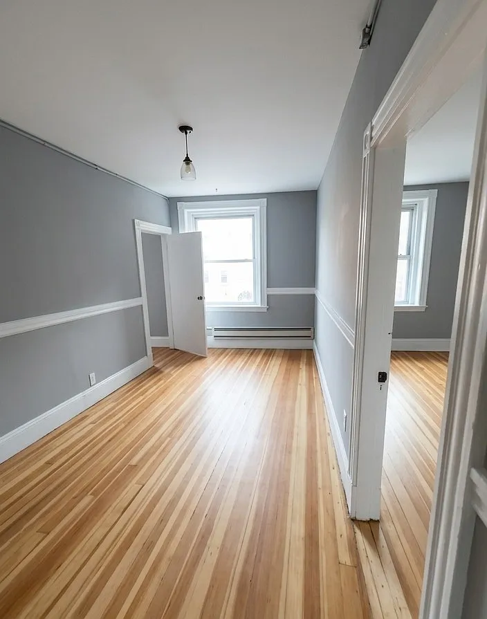 452 Hanover St — Photo 2