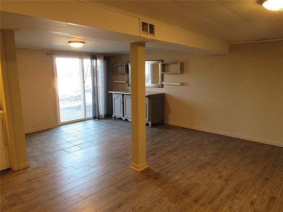 4th image of 36050 W 327th St