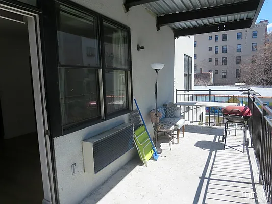 Rented by Miron Properties | media 5