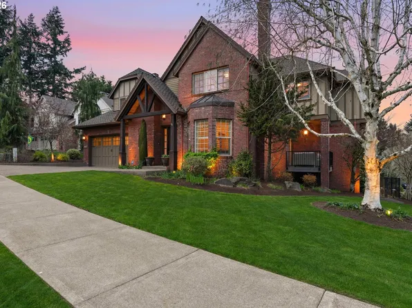 3987 Wheeler Ln, West Linn, OR 97068