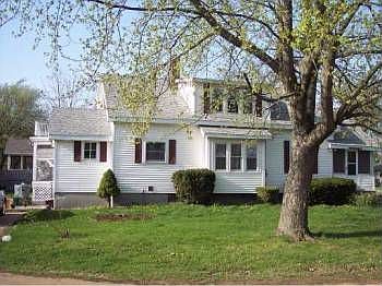 2nd image of 716 N Lansing St