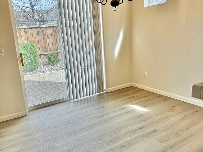 6682 Panther Creek Dr — Photo 13