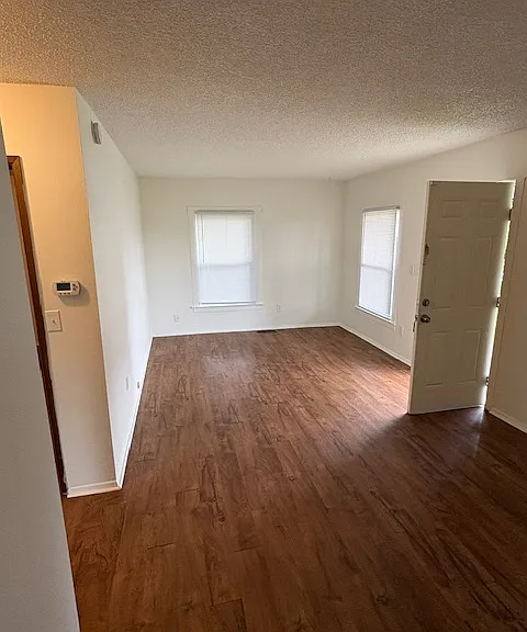 3724 E G St — Photo 3