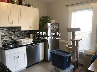 227-5 Charles St #1R, Cambridge, MA 02141