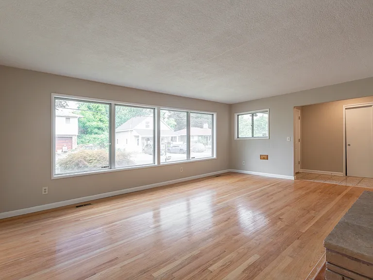 3728 SE 49th Ave — Photo 41