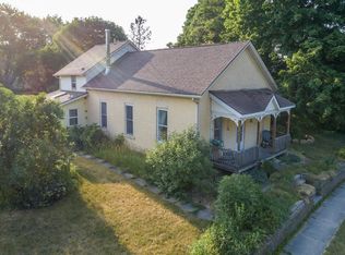 407 S Main St, Deerfield, WI 53531