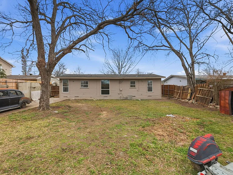 202 E Linda Dr — Photo 11